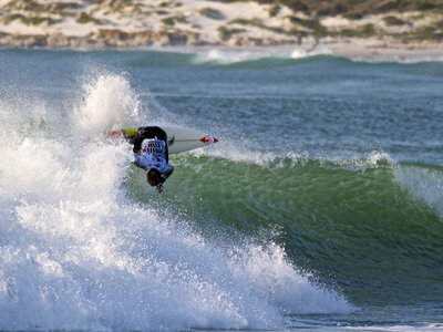 Local Greg Emslie wins the O’Neill Cold Water Classic South Africa 2010