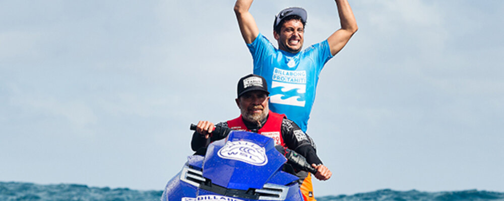 Image: WSL / Kelly Cestari | Jeremy Flores wins Billabong Pro Tahiti 2015