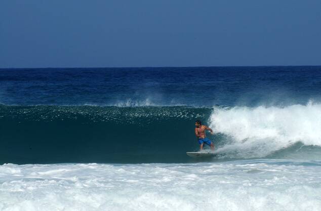 lagouvardos surf