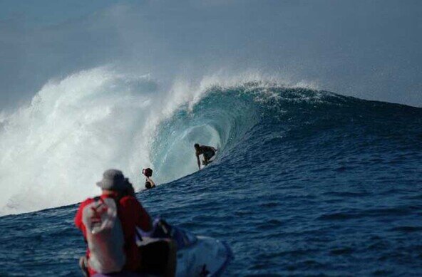 Photographer Lars Jacobsen  | Be a Surf Spot Exploerer!