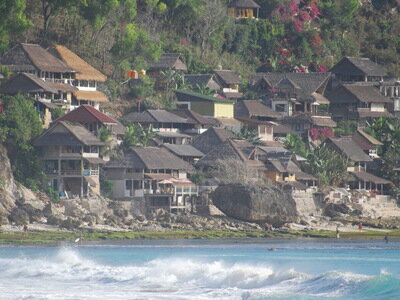 Photographer Benni Berger | Surf and Study on Bali