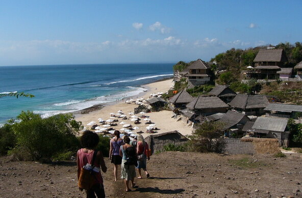 Dreamland | Surf and Study on Bali