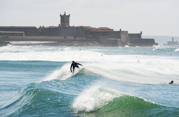 Photographer Lars Jacobsen | Surfing Lisbon