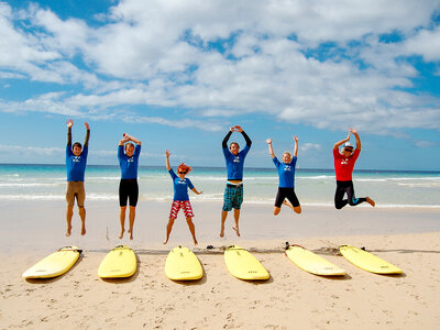 Happy Days beim Surfkurs | OTRO MODO  Surf Camp Fuerteventura | supported by BILLABONG