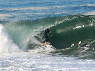 Die besten Surfspots in Europa zum Wellenreiten | La Gravière in Frankreich ist einer der besten Beachbreaks der Welt