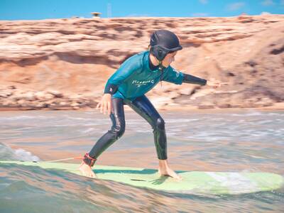 The white sandy beaches of Fuerteventura are ideal for surfing lessons